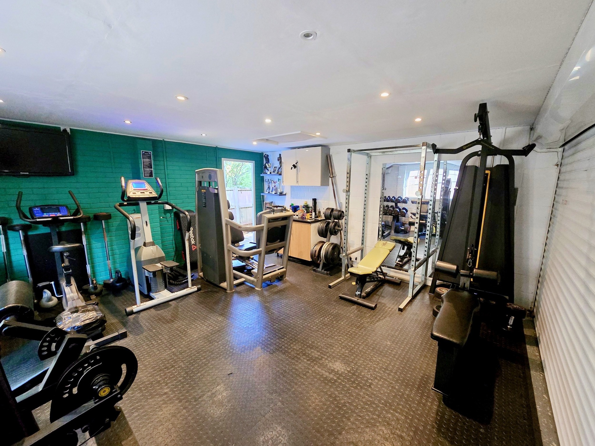 Joshfit gym equipment